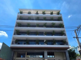 Cho thuê văn phòng lầu 1 DT 303 m2 ở Bình Thạnh sát Q1