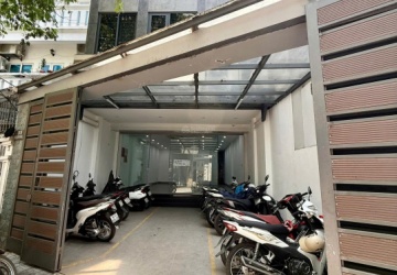 CC cho thuê mặt bằng văn phòng mặt phố B8 Cự Lộc - 108 Nguyễn Trãi, ô tô đỗ cửa, đi lại thuận tiền